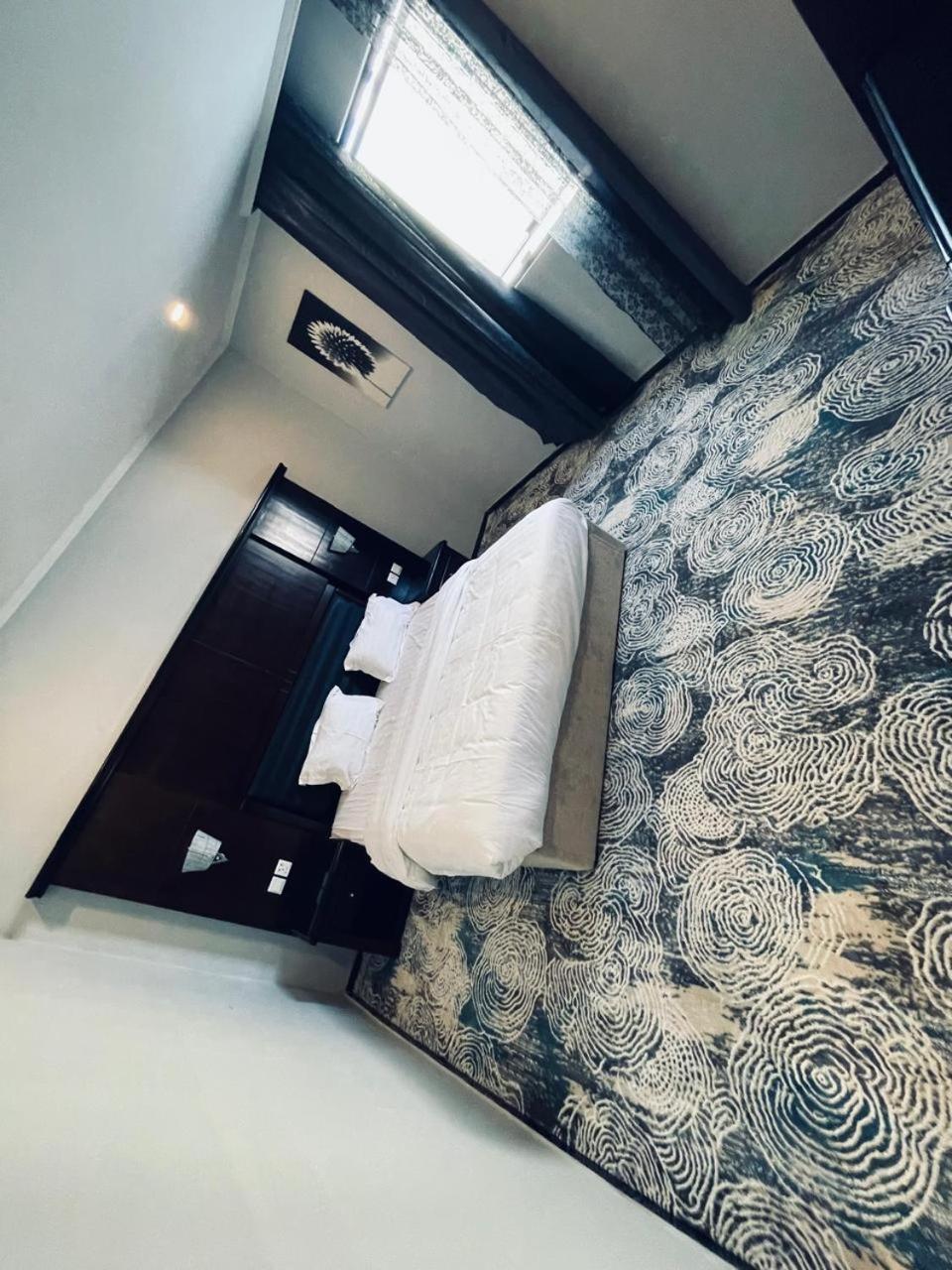 Al Taif Suites Esterno foto